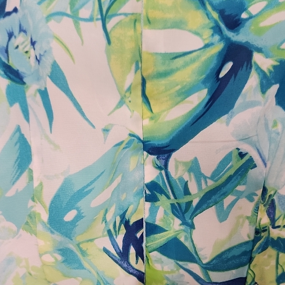 Floral Sleeveless Dress - Blue and Green - Picture 8 of 12